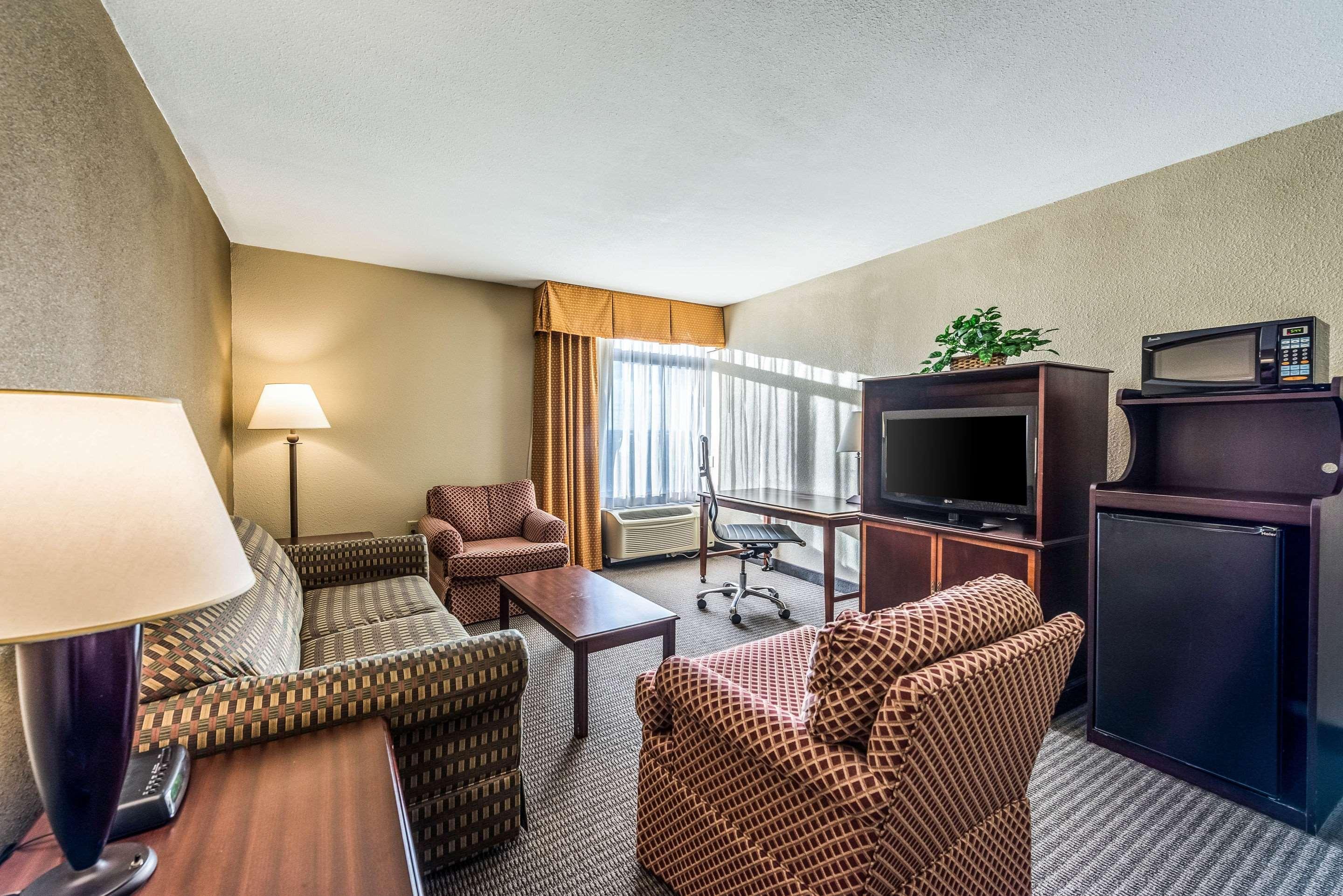 שרונוויל Clarion Hotel Cincinnati North מראה חיצוני תמונה
