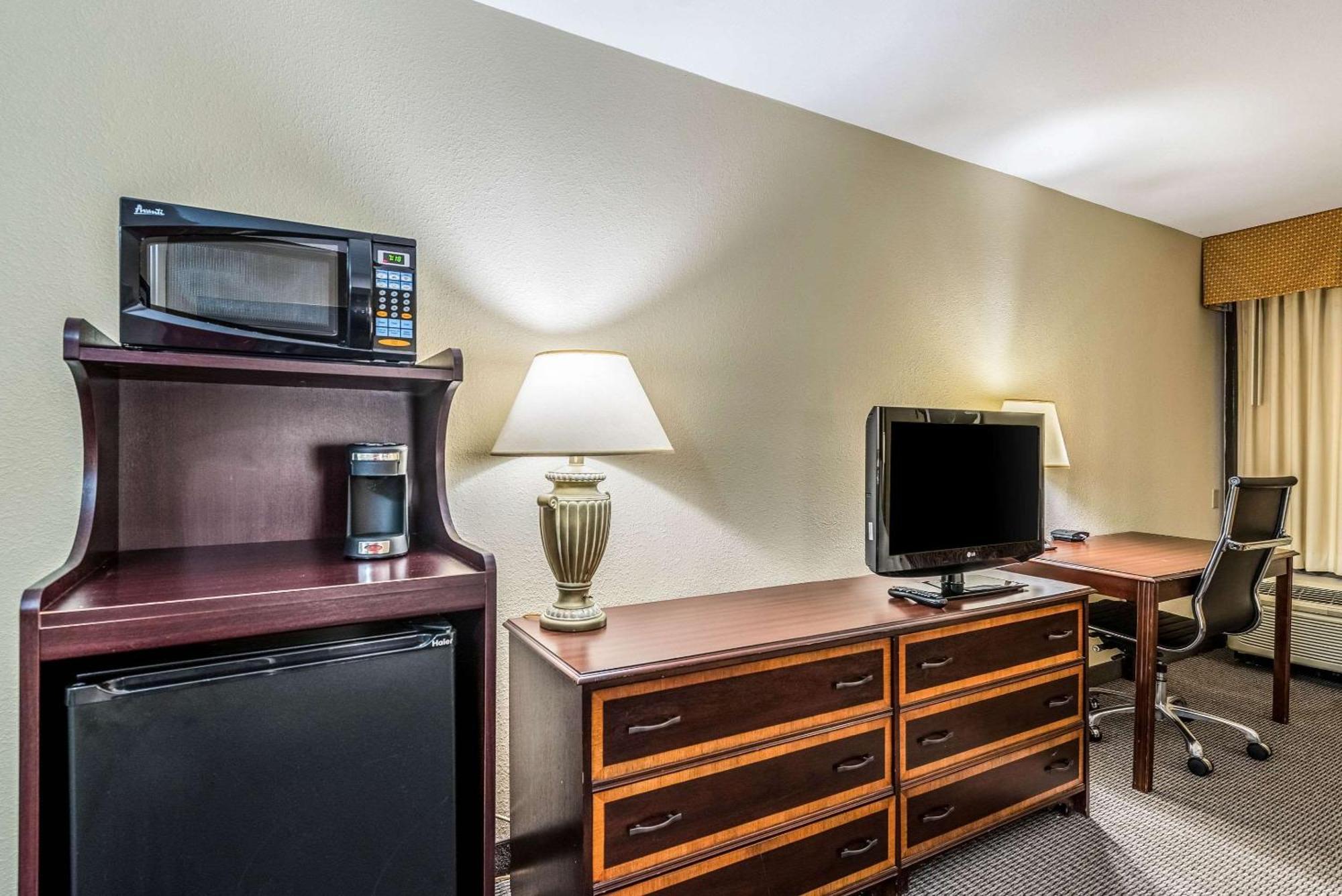 שרונוויל Clarion Hotel Cincinnati North מראה חיצוני תמונה